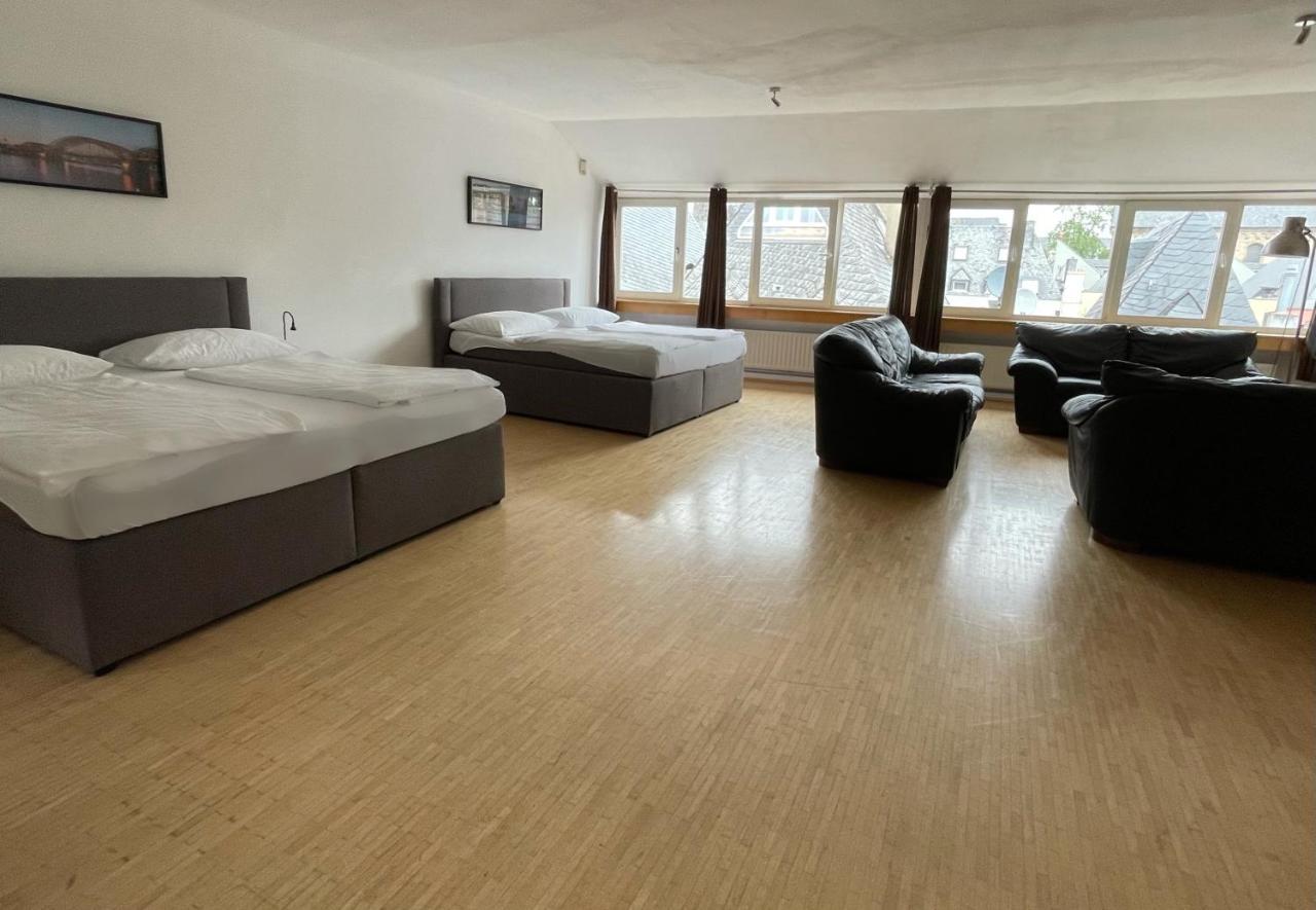 Altstadthotel Hayk Am Rhein Köln Exteriör bild