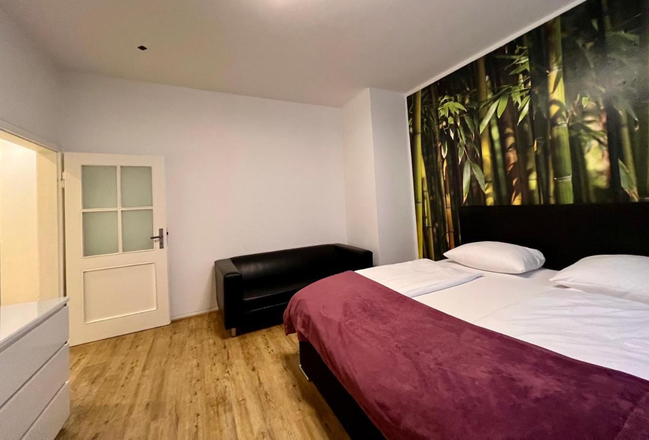 Altstadthotel Hayk Am Rhein Köln Exteriör bild