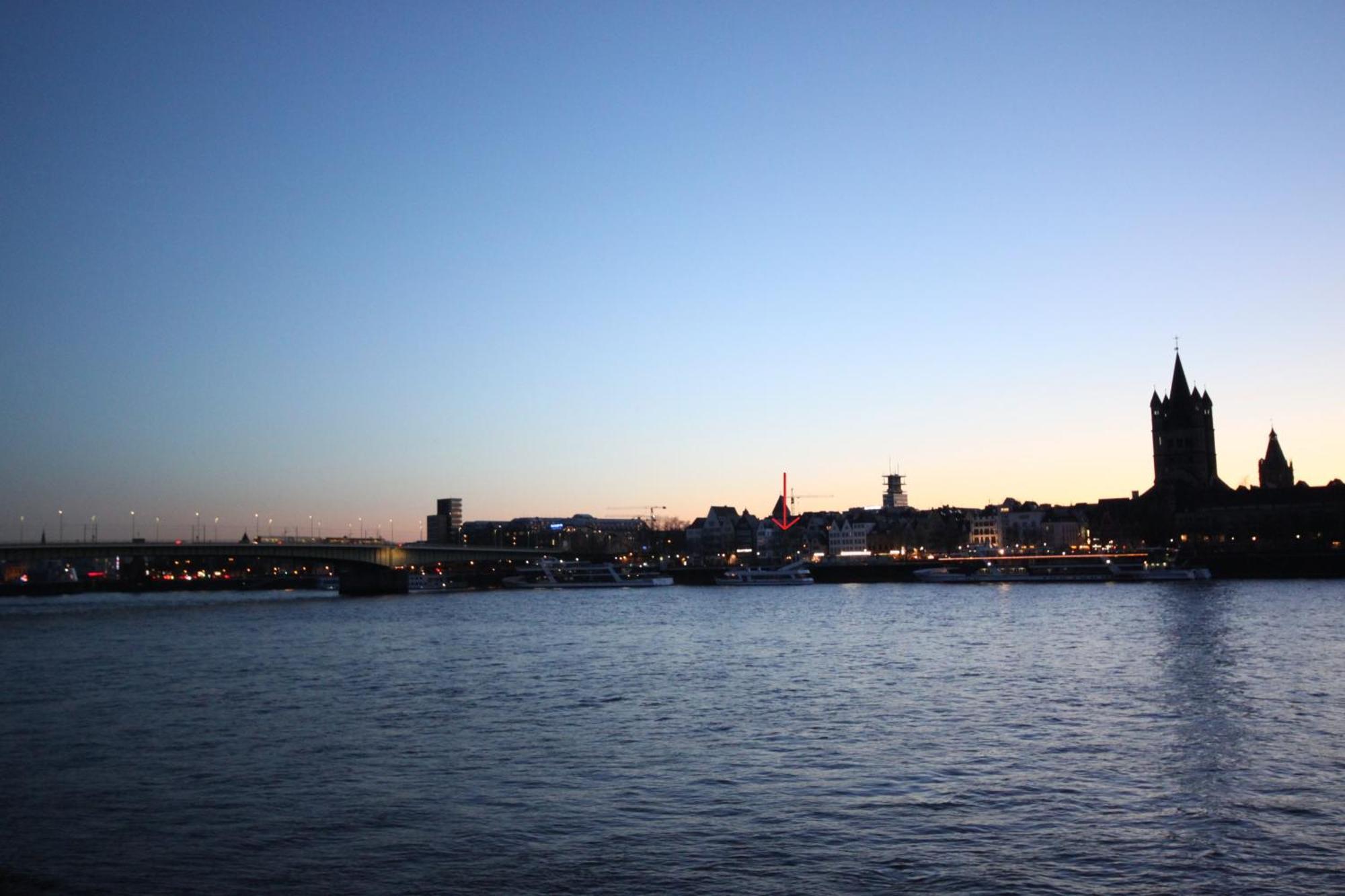 Altstadthotel Hayk Am Rhein Köln Exteriör bild