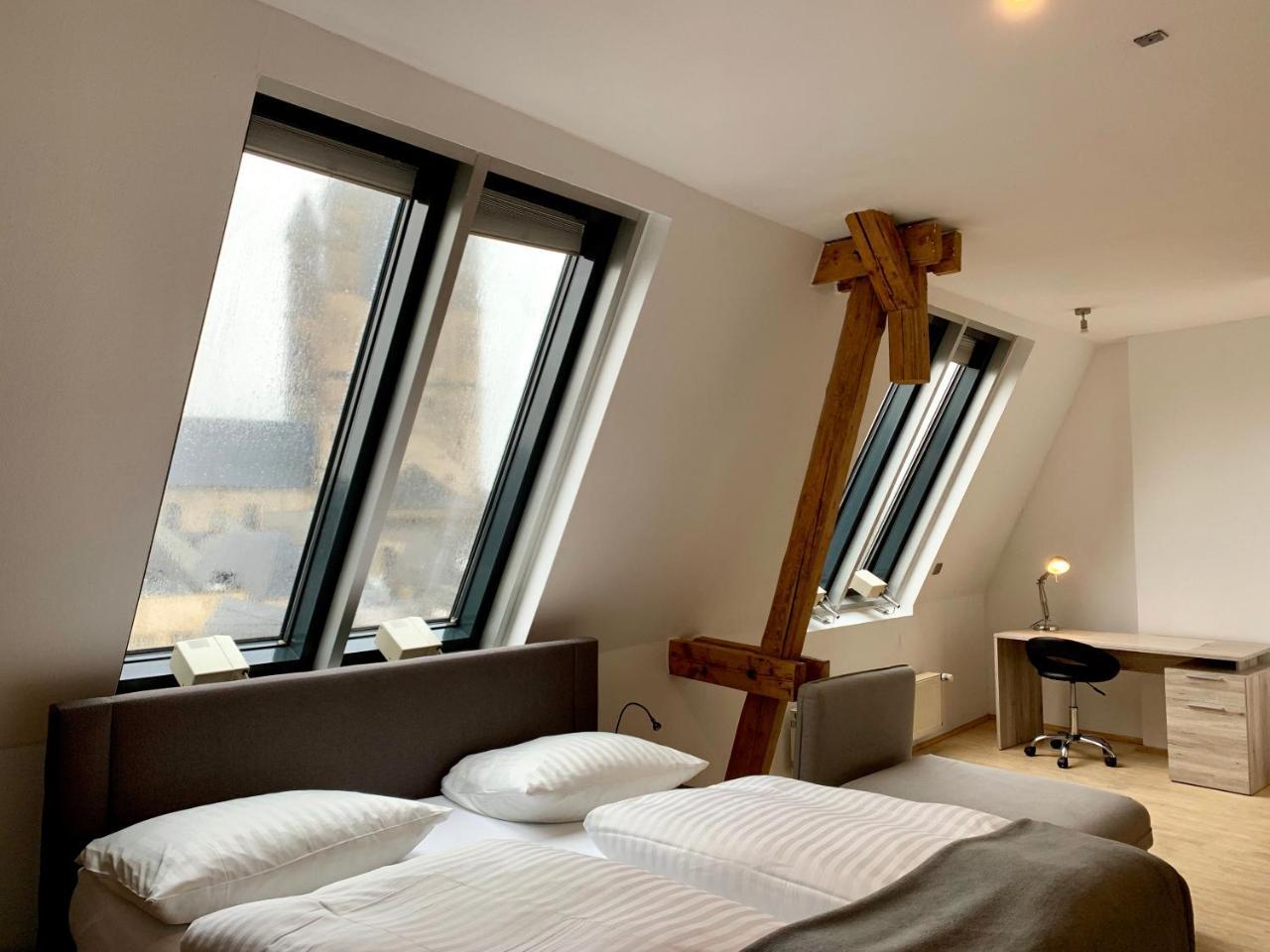 Altstadthotel Hayk Am Rhein Köln Exteriör bild