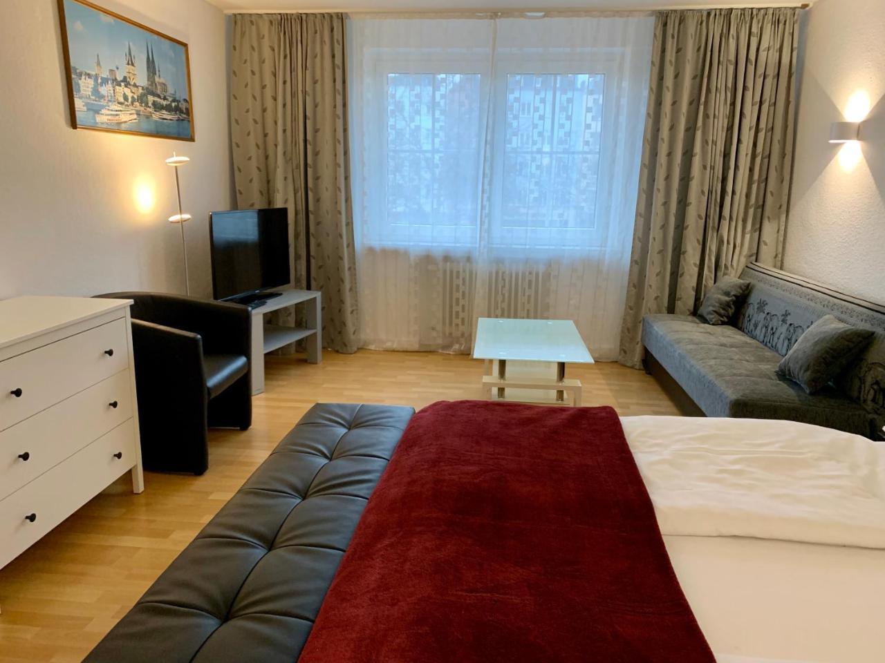 Altstadthotel Hayk Am Rhein Köln Exteriör bild