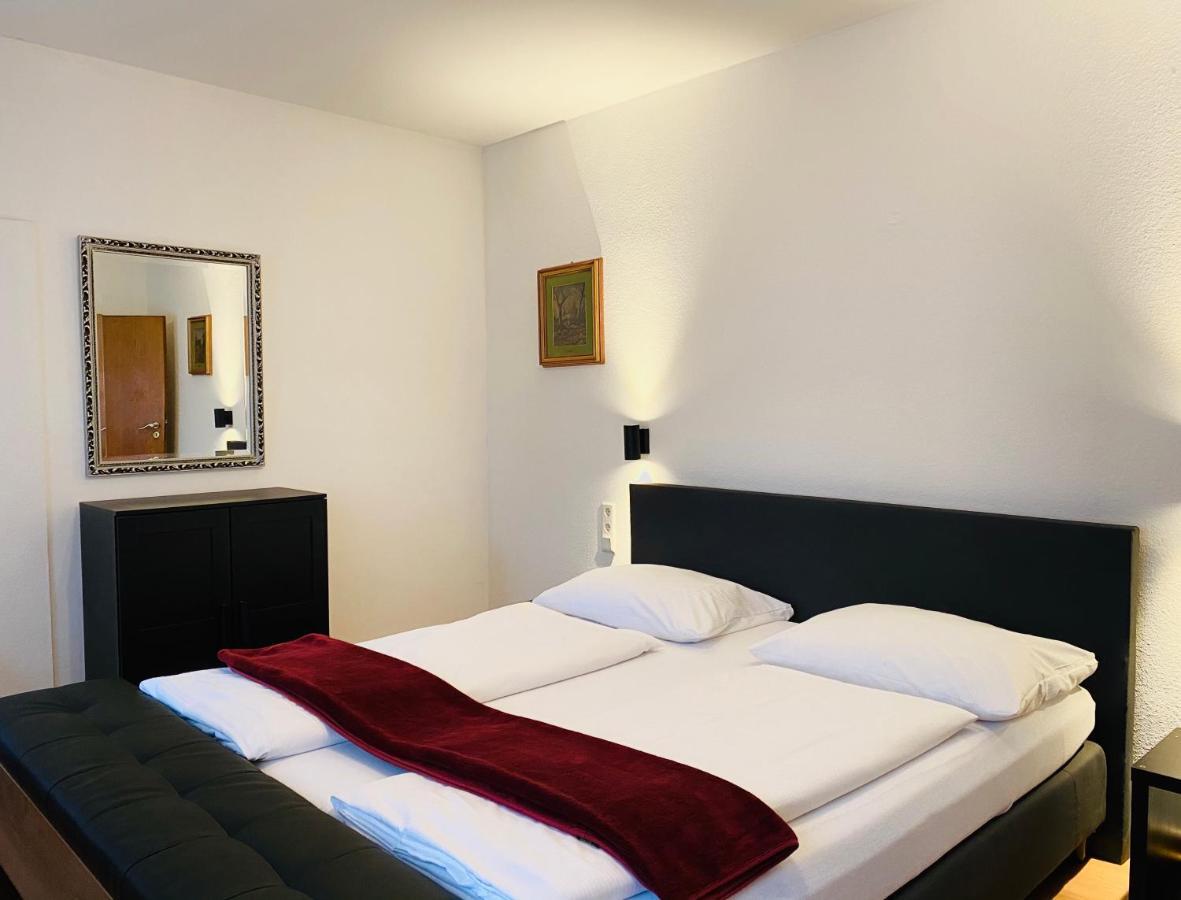 Altstadthotel Hayk Am Rhein Köln Exteriör bild