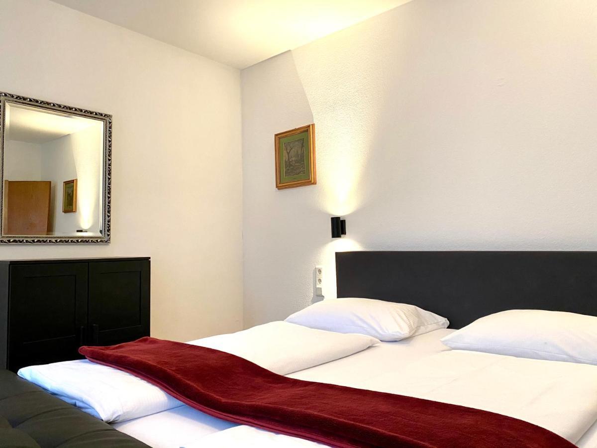 Altstadthotel Hayk Am Rhein Köln Exteriör bild